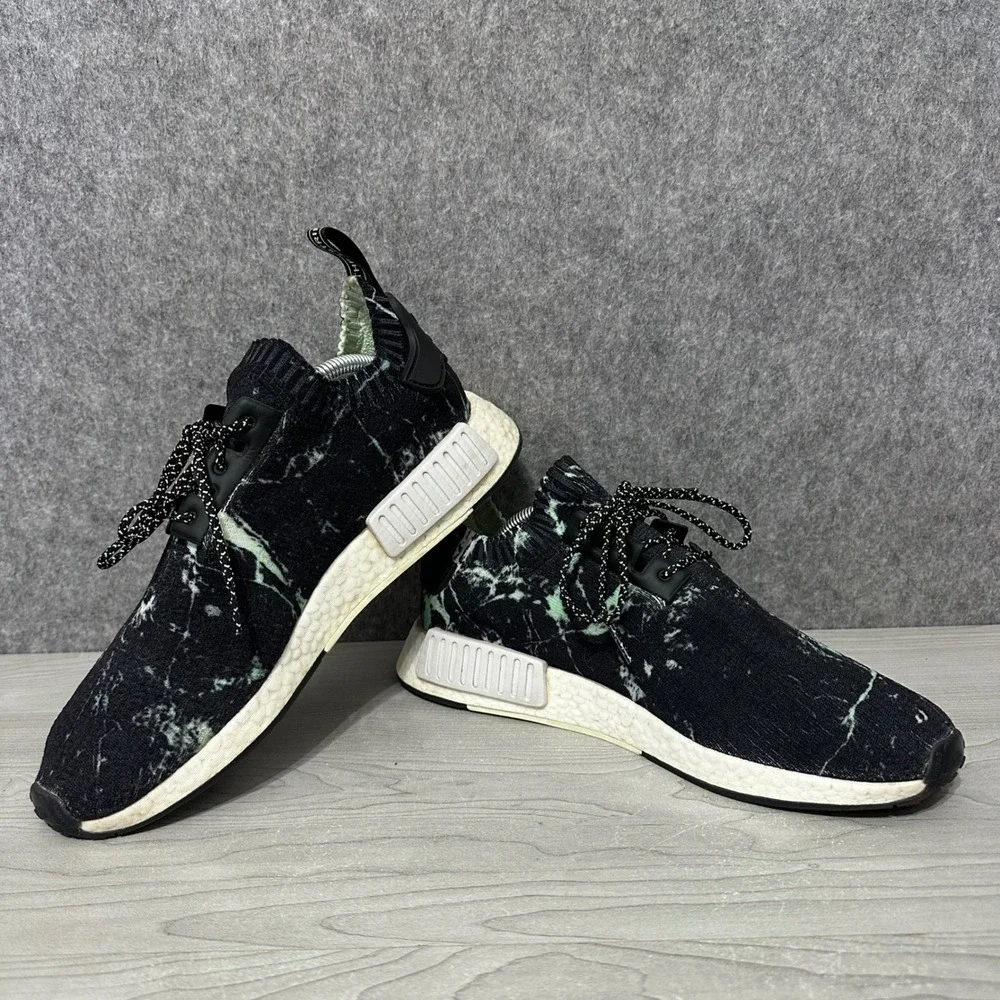 Adidas NMD R1 Primeknit Mens Size 10 Black‎ Green Marble Aero Green BB7996